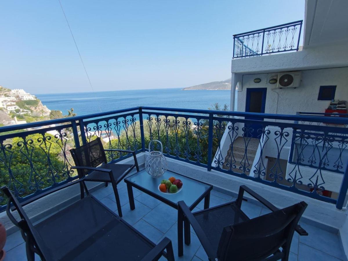 Marinas Studios Livadia  المظهر الخارجي الصورة