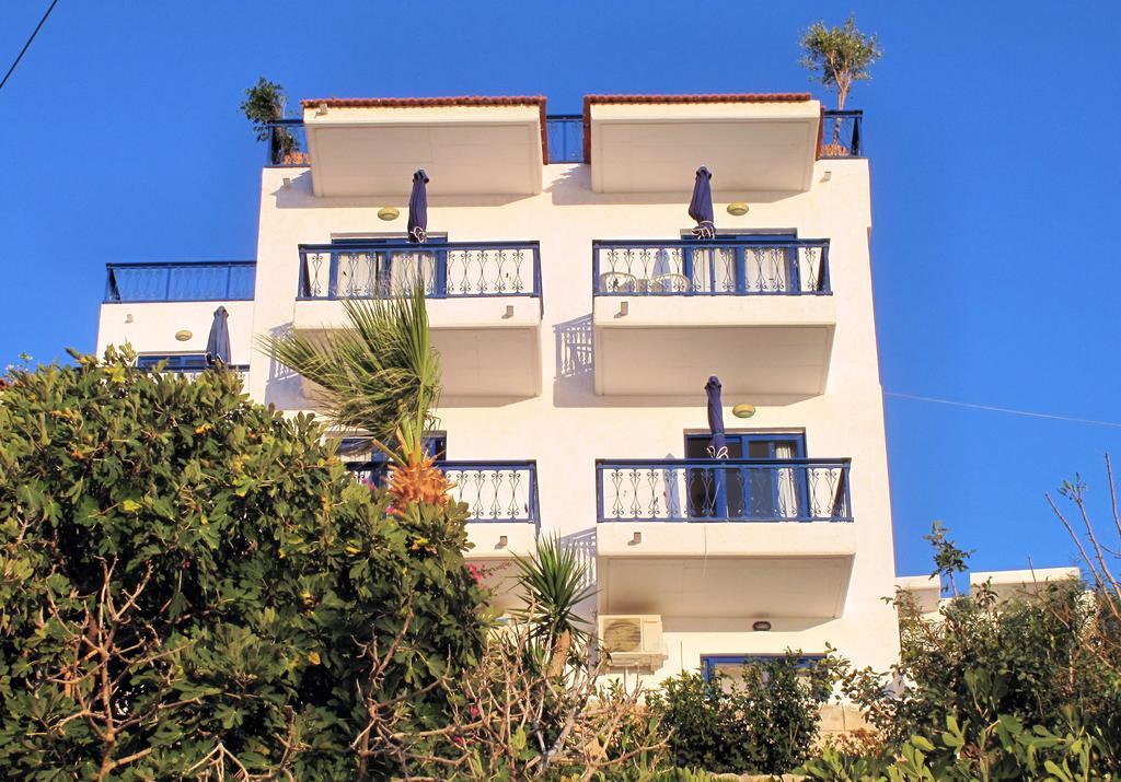 Marinas Studios Livadia  المظهر الخارجي الصورة